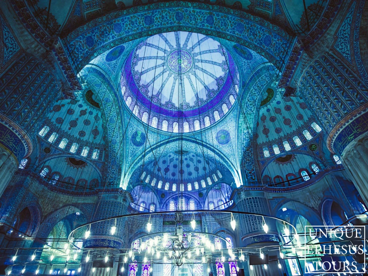Blue-Mosque-Interior-Dome-Istanbul-Turkey