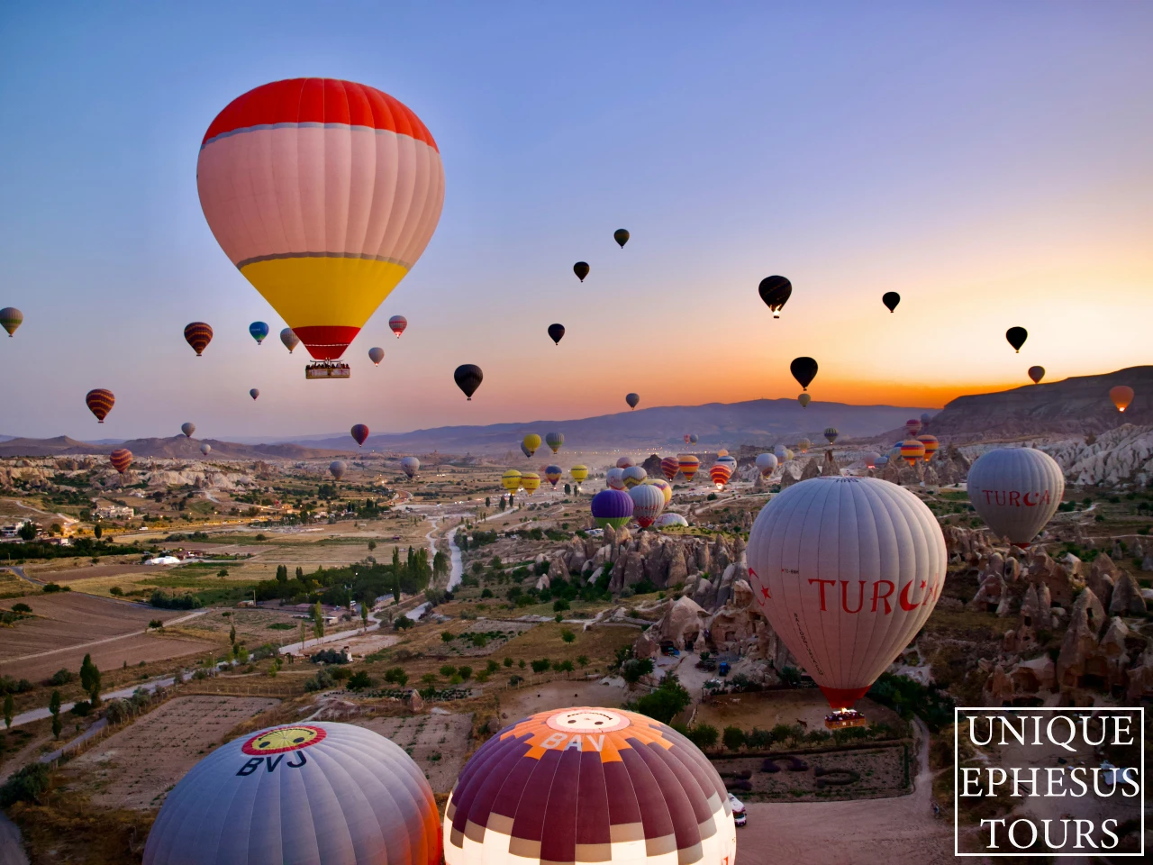 Cappadocia-Hot-Air-Balloon-Sunrise-Turkey