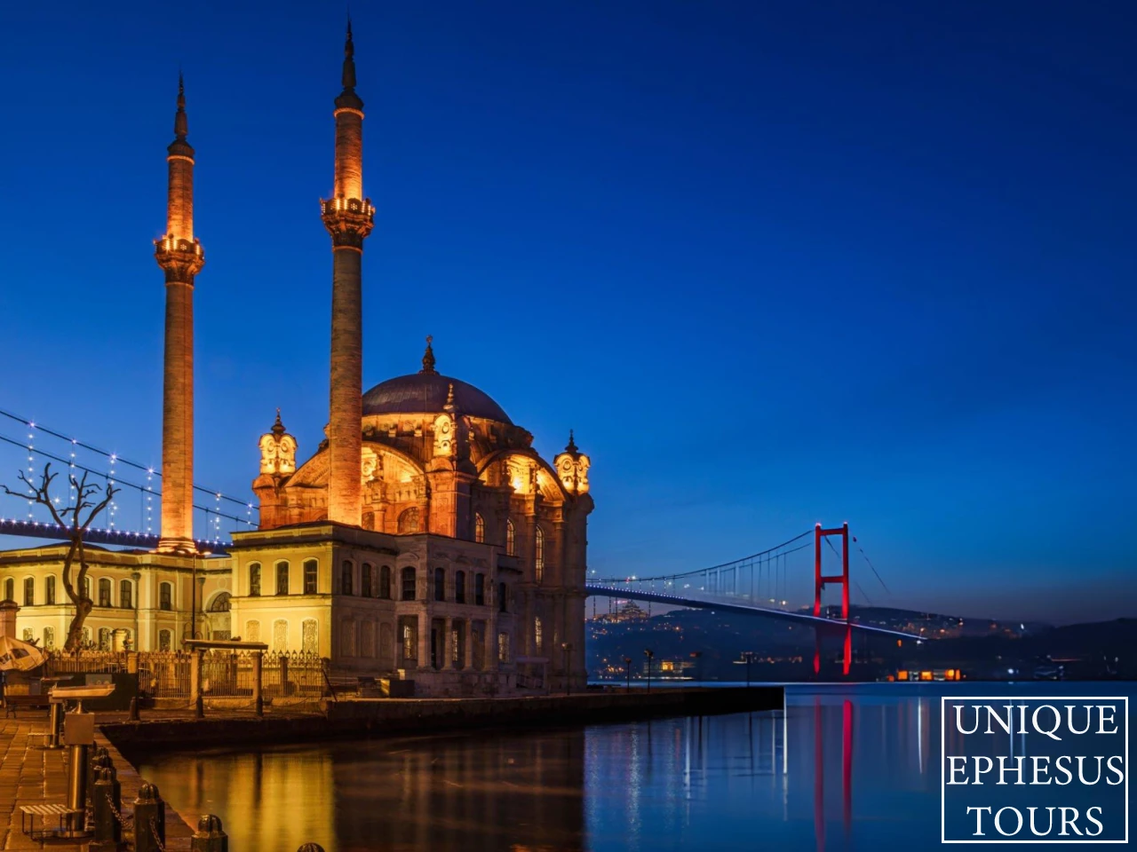 Ortakoy-Mosque-and-Bosphorus-Bridge-at-sunset-Istanbul-Turkey