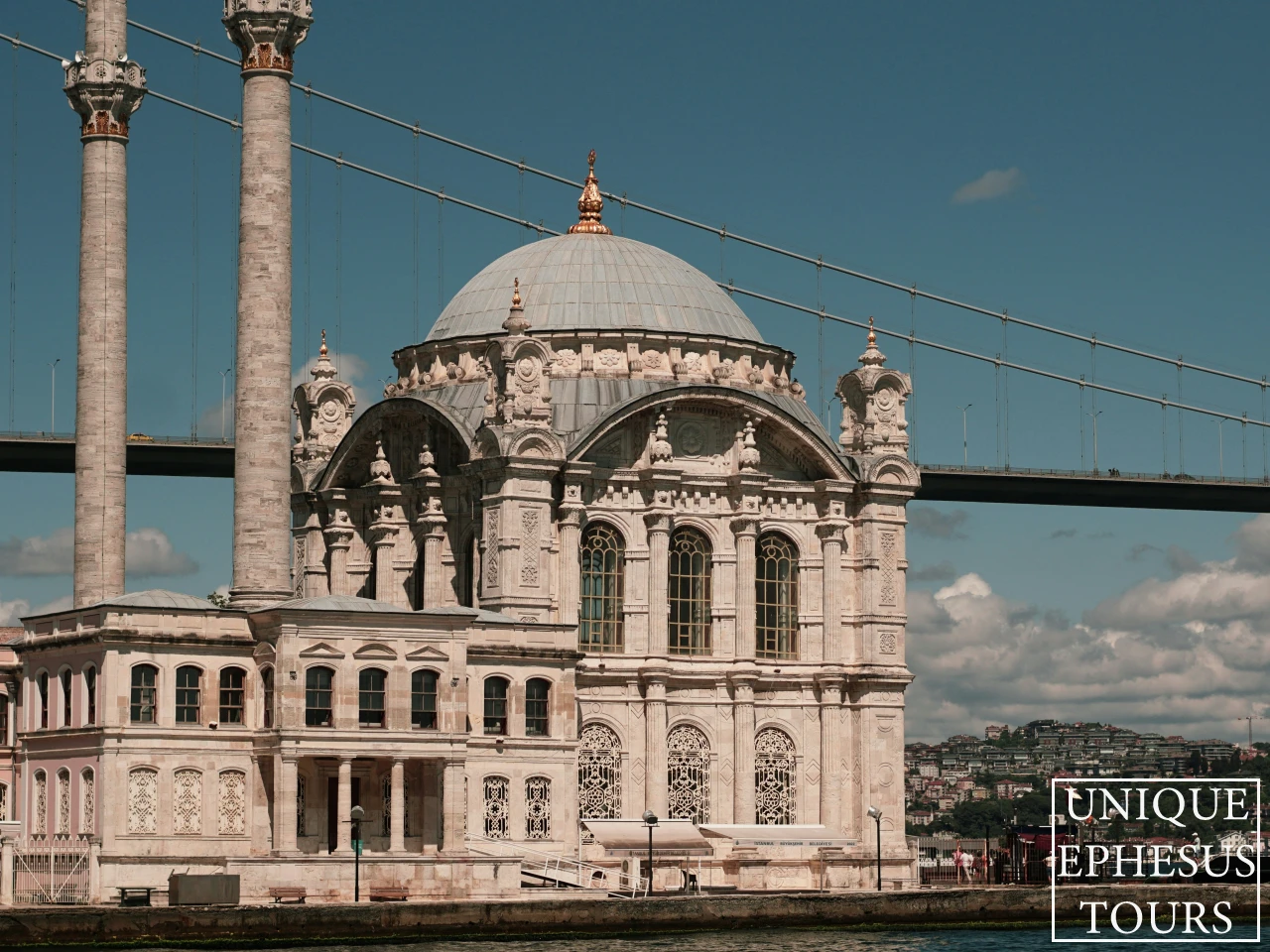 Ortakoy-Mosque-Bosphorus-Istanbul-Turkey