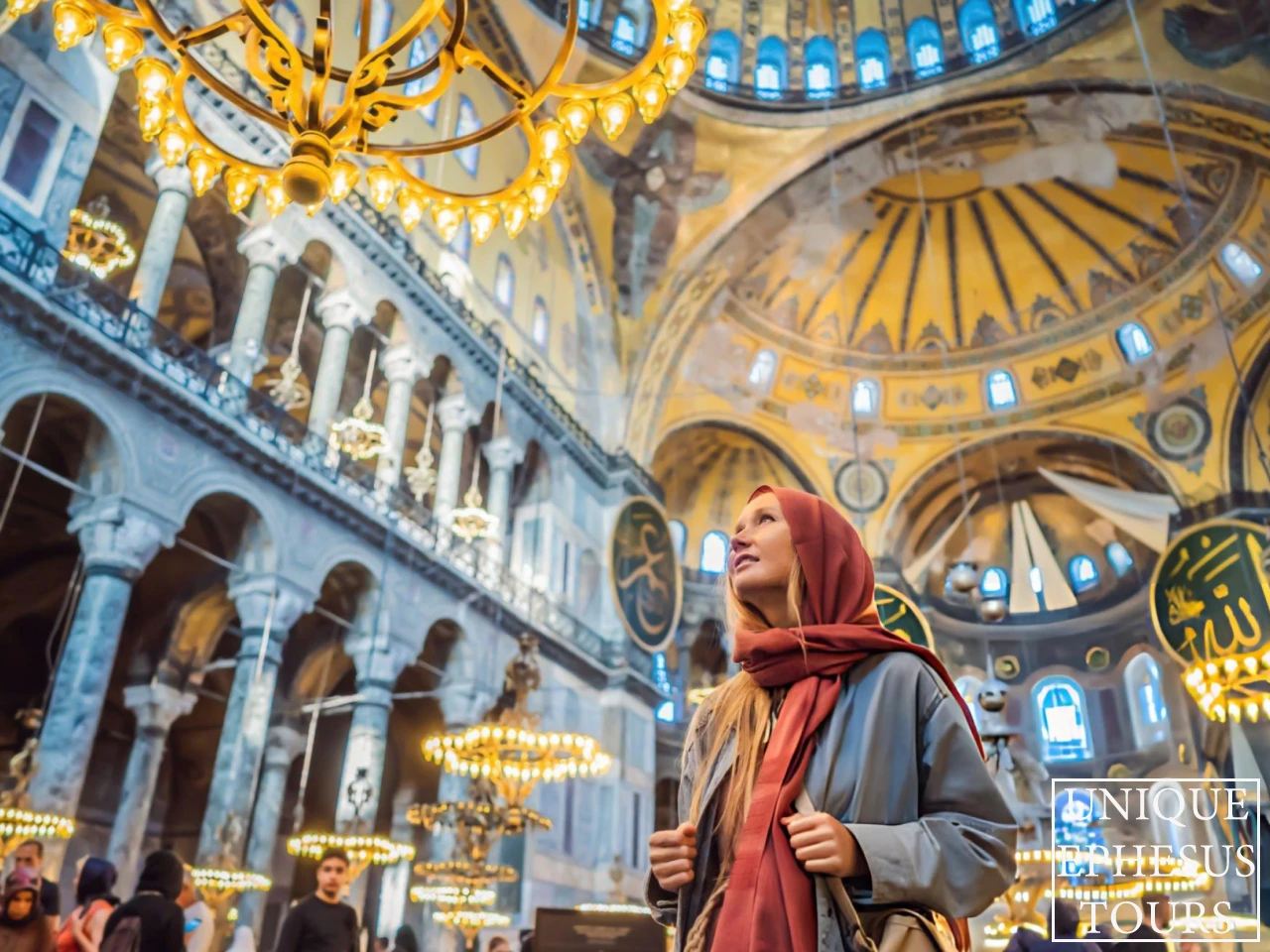 hagia-sophia-visitor