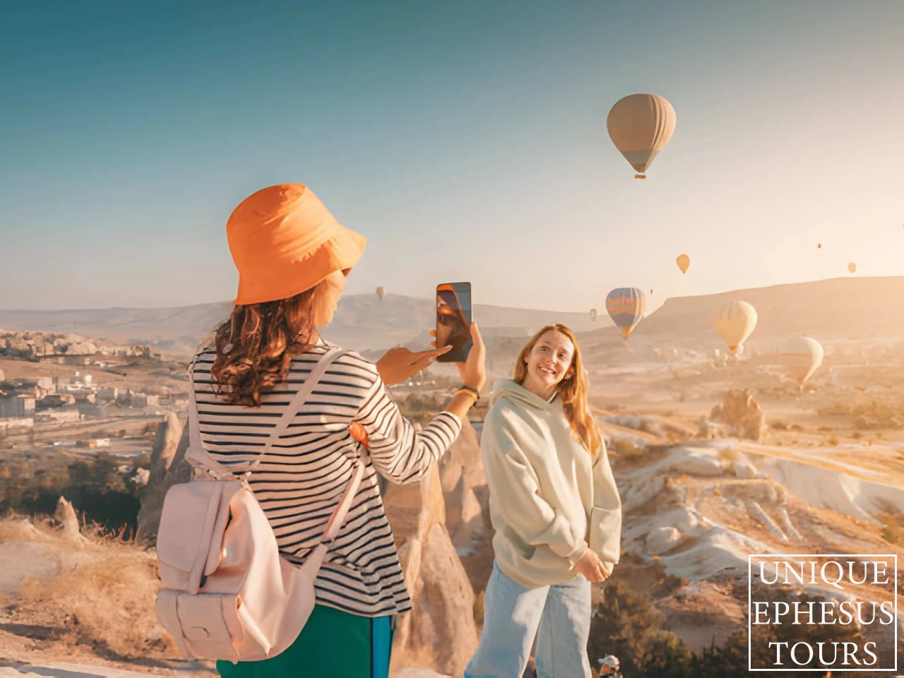Cappadocia-Hot-Air-Balloons-Sunrise-Turkey