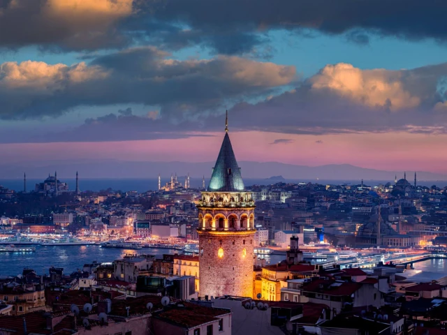Galata-Tower-Istanbul-Sunset-Turkey